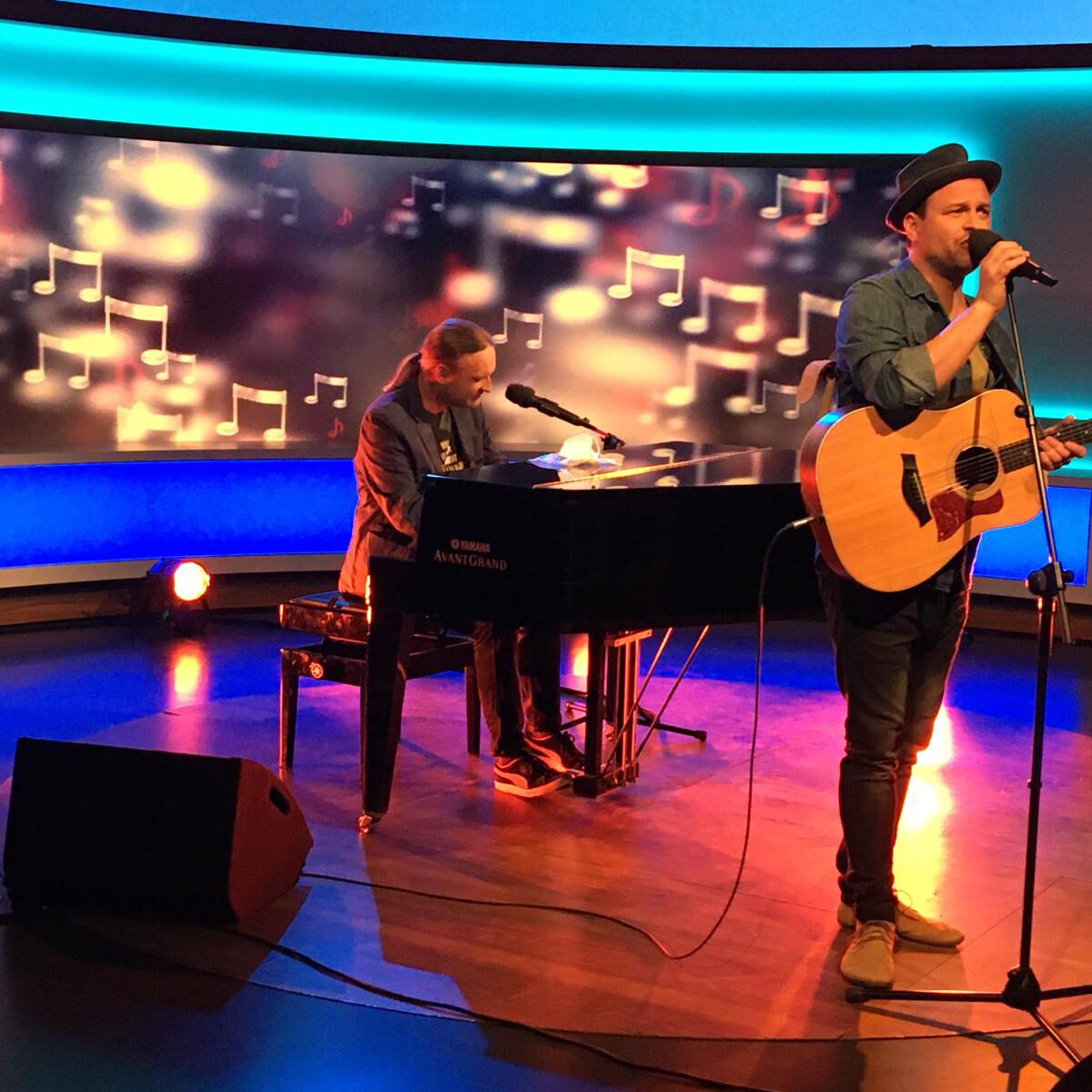 Besucht uns auf Spotify Hundling